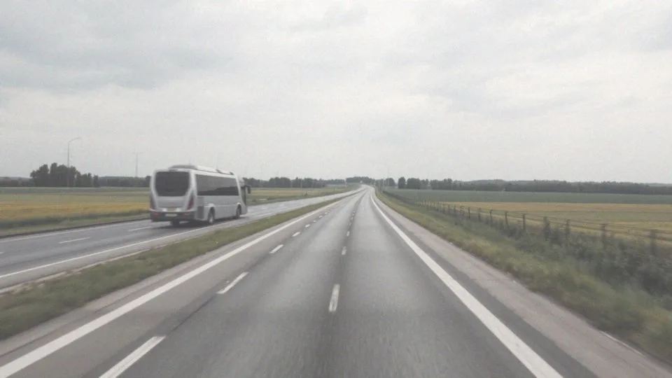 Uniejów jak dojechać z Warszawy? Przewodnik po trasach i opcjach